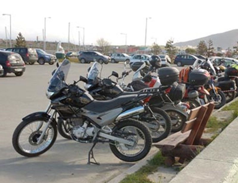 Tratarán en Debate Ciudadano el estacionamiento reservado para motos