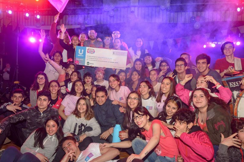 Premiaron a los colegios que participaron en el Ushuaia Joven