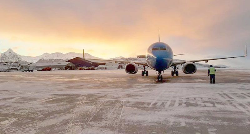 Un vuelo que salió de Ushuaia tuvo que aterrizar de emergencia