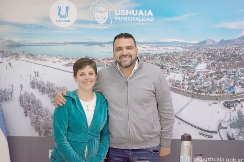 Vuoto recibió a especialista en ciudades puerta de entrada a la Antártida