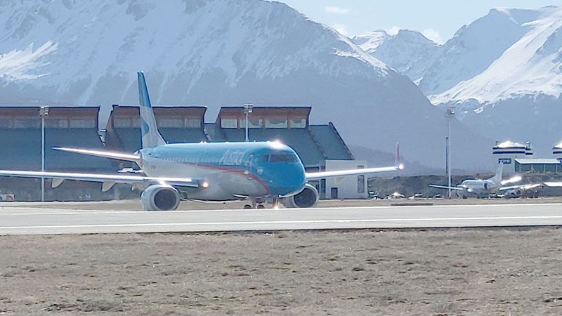 Aerolíneas y Austral no volarán a Ushuaia