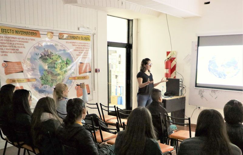 Ciclo de charlas sobre impacto ambiental, residuos y cambio climático