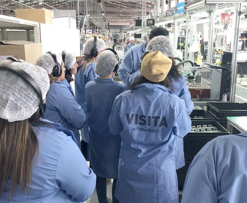 Guías de Turismo visitaron las instalaciones de Newsan