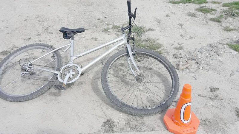 Ciclista lesionado en accidente vial tuvo que ser trasladado al hospital
