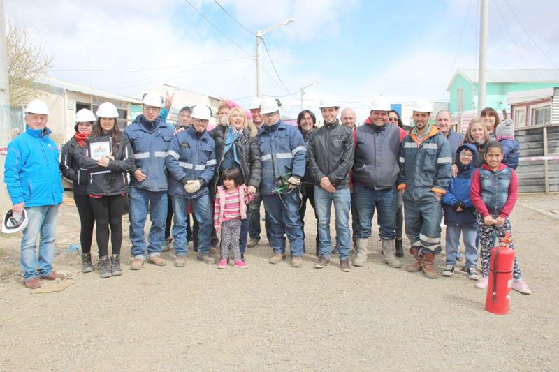 Bertone inauguró una nueva obra de gas en la Margen Sur