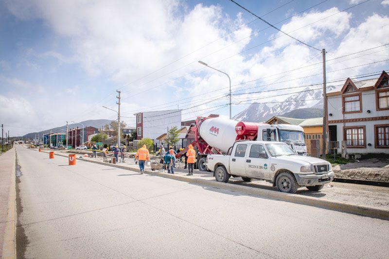 Toma forma el cuarto carril de Hipólito Yrigoyen 