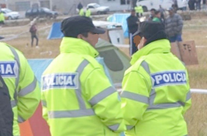 Falta de mérito a 4 de los 6 policías procesados por grooming