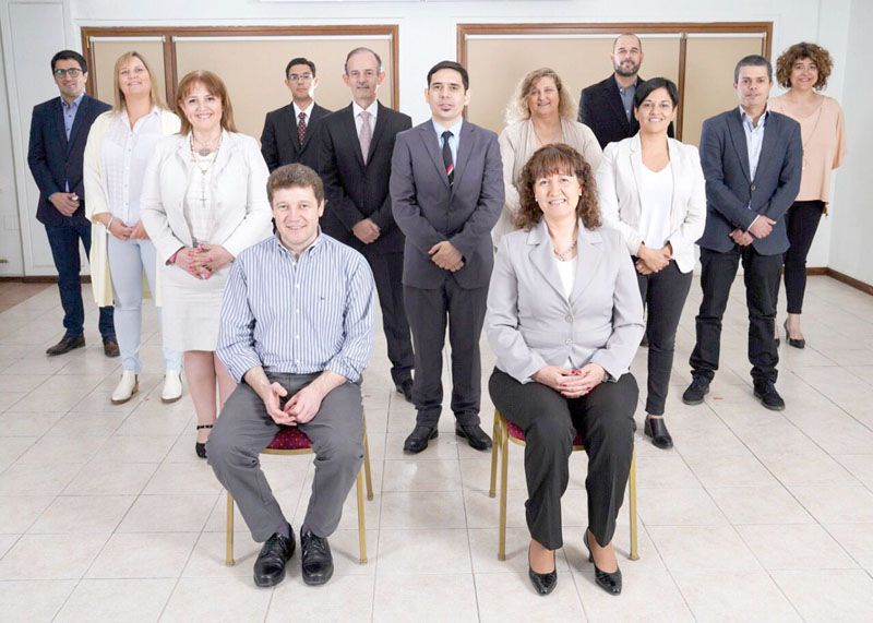 Gustavo Melella asume como gobernador