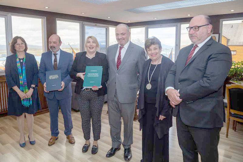 Más cerca de los juicios por jurados