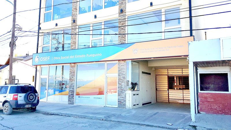 Casi 300 millones de deuda 