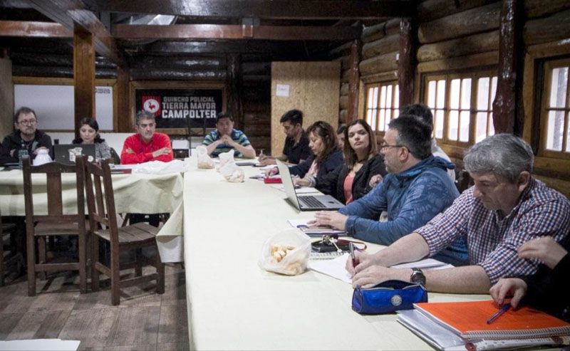 El SUTEF picó en punta