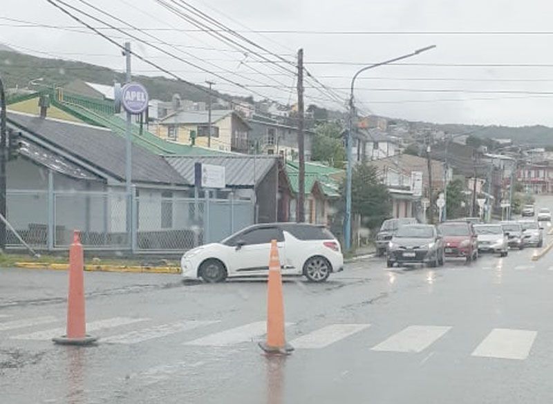 Fuerte choque en la esquina de Magallanes y Pontón Río Negro