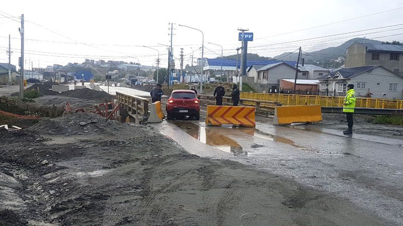Chocó contra un muro de contención y tuvo que ser trasladado al hospital