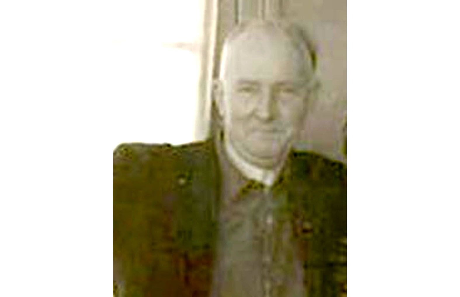 Organizan un homenaje a jefe policial «cazador de hombres»