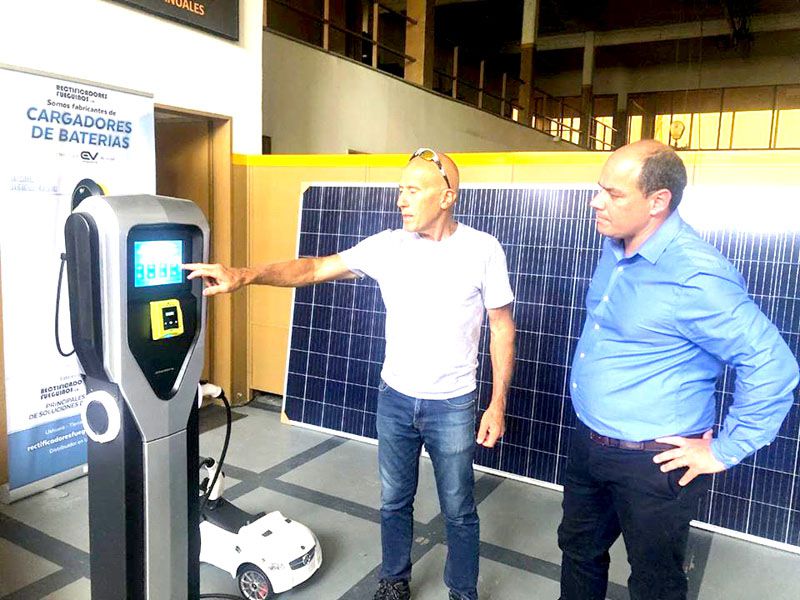 Abrirán una planta de producción de cargadores para autos eléctricos