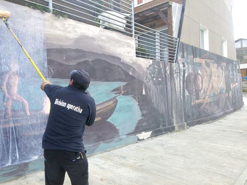Restauran murales en distintos sectores de la ciudad