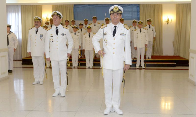Ex comandante del Área Naval Austral asumió como subjefe de la Armada