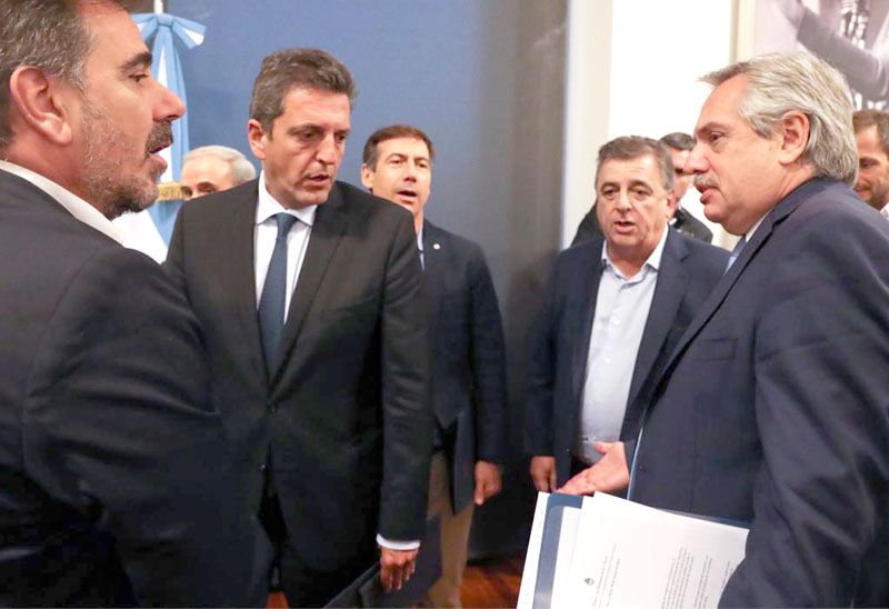 ALBERTO FERNÁNDEZ RECIBE A LOS GOBERNADORES: PODRÍAN DEFINIR ENDURECER EL AISLAMIENTO