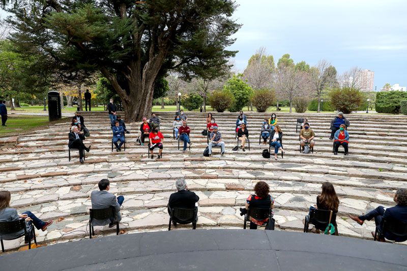 EL PRESIDENTE RECIBIÓ A REFERENTES SOCIALES DE LOS BARRIOS POPULARES PORTEÑOS Y EXPRESÓ: 