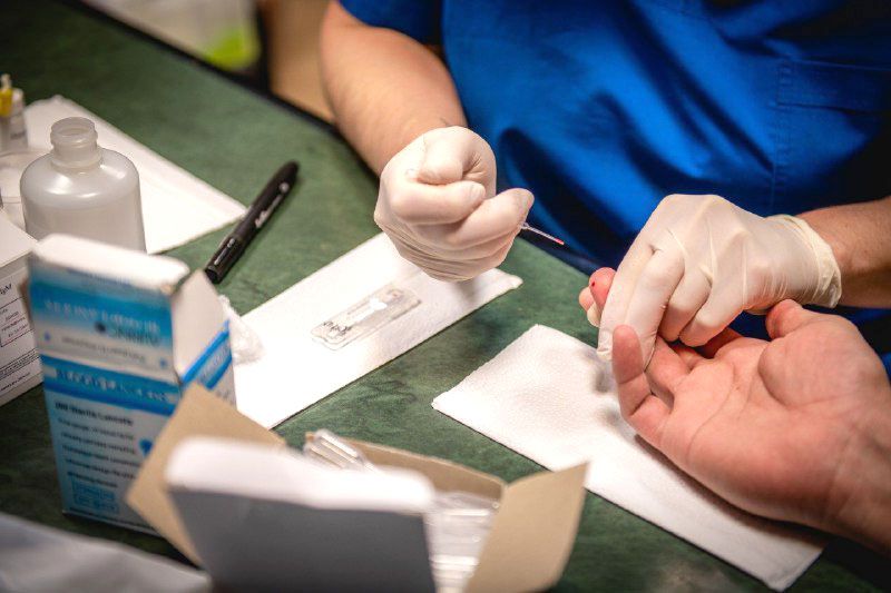 Realizan testeos rápidos de anticuerpos a personal municipal