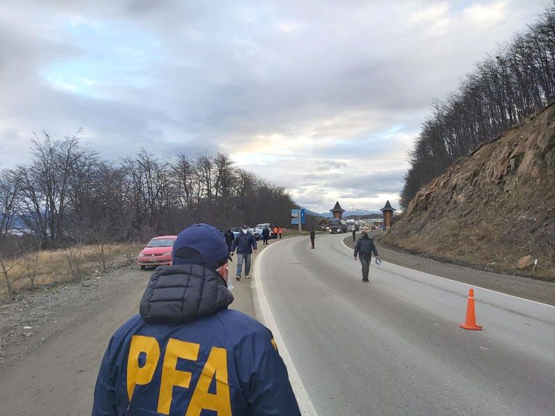 La Policía Federal Argentina realizó operativo conjunto de control 