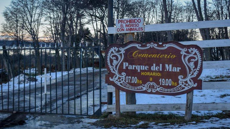 El Cementerio reabre sus puertas para sepelios y visitas