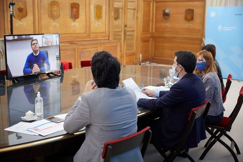 Wado de Pedro firmó ayuda financiera para las ciudades de Resistencia y San Miguel de Tucumán por 1,5 millones de dólares