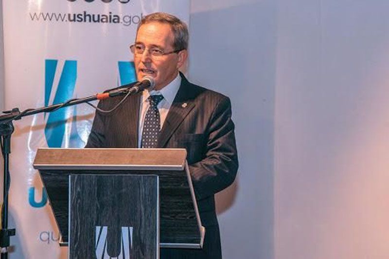 Recchia destacó las gestiones del Intendente  para lograr conexión aérea con Santa Cruz