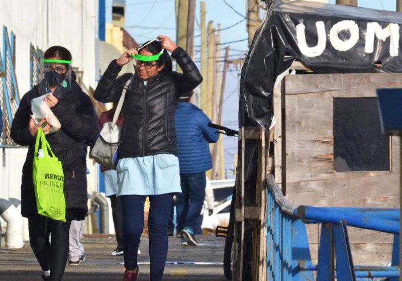 Compleja situación en las electrónicas de Río Grande
