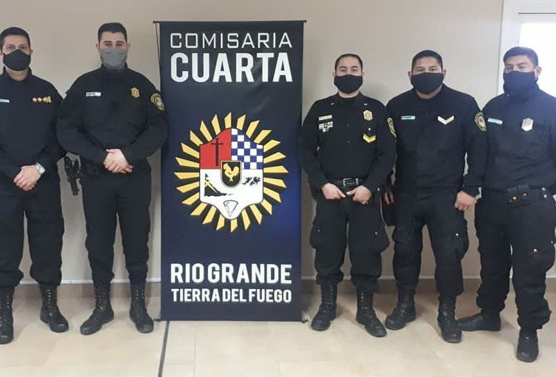 Preventiva para dos ladrones que se hicieron pasar por policías