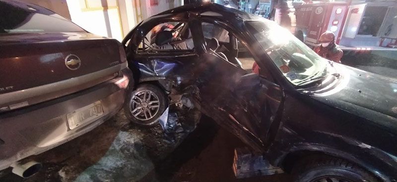 Una persona lesionada tras un fuerte choque