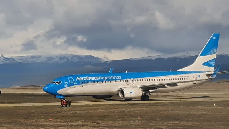 Melella pidió a Aerolíneas reducir vuelos a Ushuaia