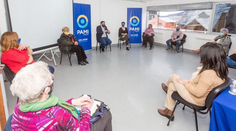 Vuoto participó de una jornada del PAMI junto a los adultos mayores