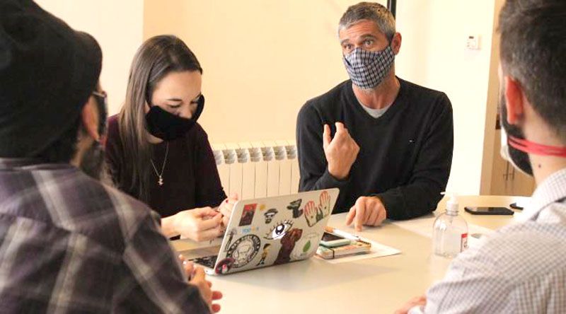 Romano: “Acompañamos las acciones y el espíritu solidario de Raíces de Fuego”