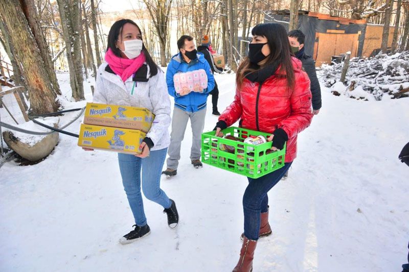 La Municipalidad y la legisladora Victoria Vuoto entregaron donaciones a comedores