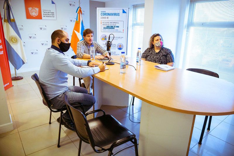 Melella anunció que Textil Río Grande vuelve a la producción