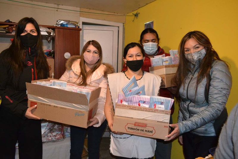 Las mujeres del Centro ‘Nueva Argentina’ colaboraron con merendero de Andorra