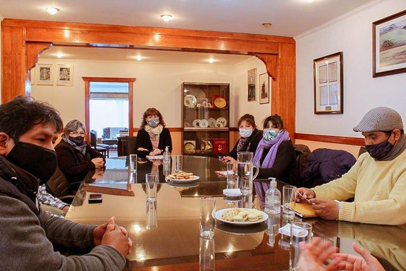 La Vicegobernadora se reunió con “Vecinos Activos del Fin del Mundo”