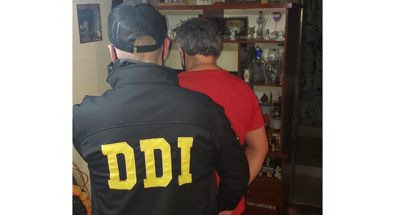 Falsificaba perfiles en Buenos Aires para acosar menores fueguinas y fue detenido