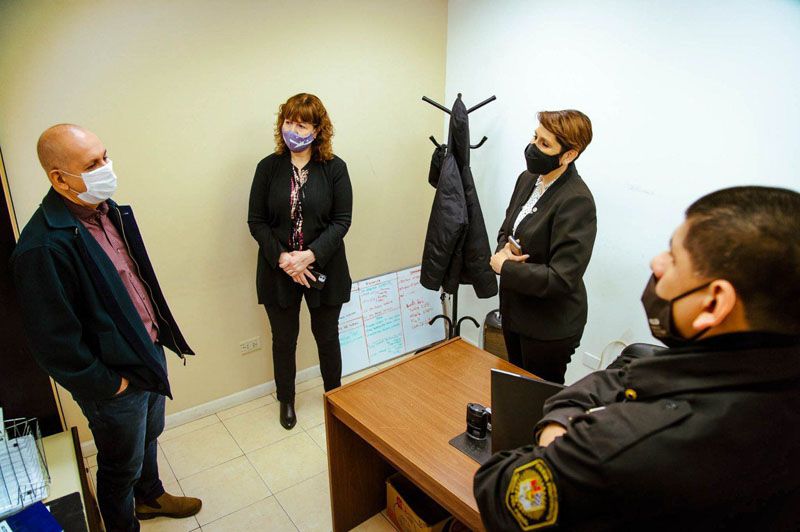 Urquiza se reunió con integrantes de la Comisaría de Género y Familia