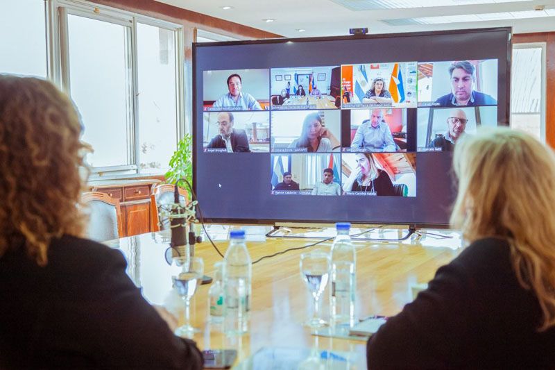 Urquiza destacó que los PROGRESO ahora apunten al pago de sueldos