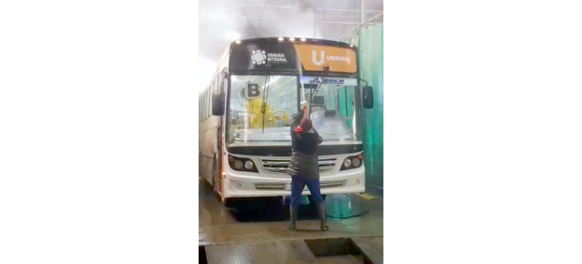 La UISE incorporó equipamiento para la limpieza de los colectivos