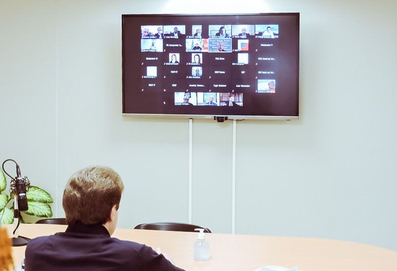 Melella participó de una videoconferencia con el CEO del Fondo Inversiones de Rusia