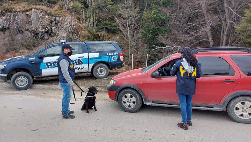 Operativo conjunto de la Policía Federal Argentina