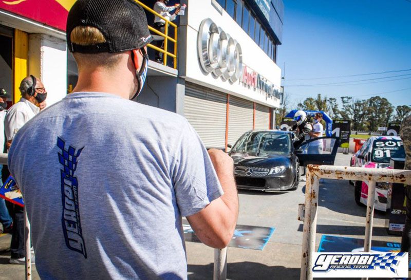 Regreso con podio para el Yerobi Racing