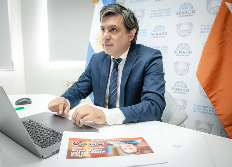 El senador Rodríguez impulsa el etiquetado frontal en alimentos