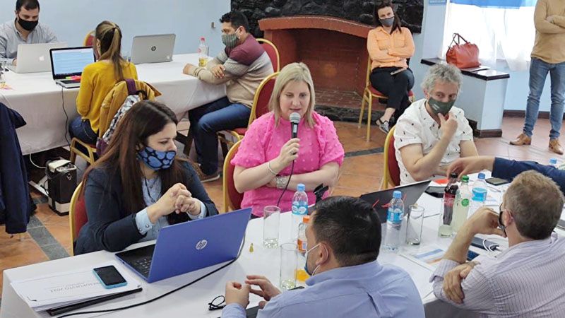 Salud en la Legislatura: presupuestaron un plan de vacunación contra el COVID-19