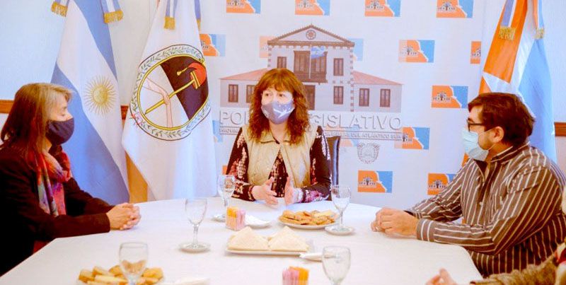 Urquiza se reunió con la Biblioteca Popular Sarmiento