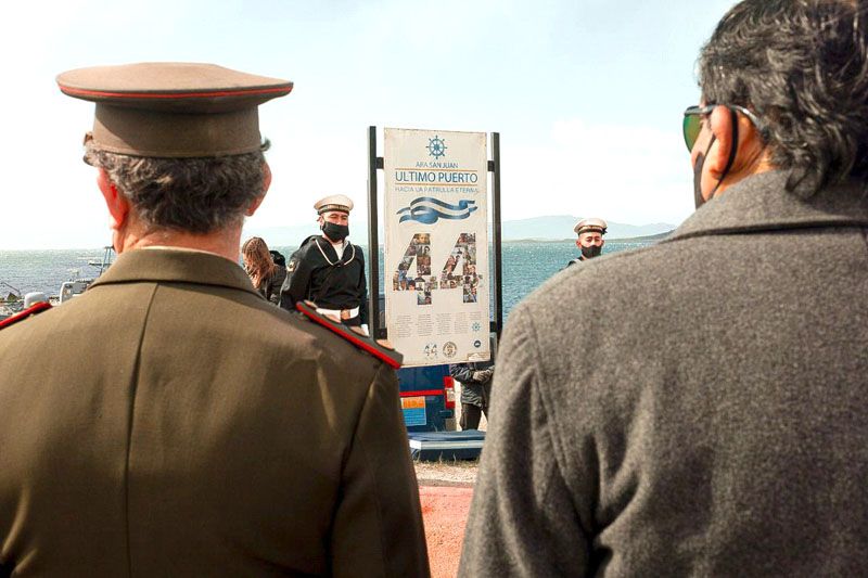 Sentido homenaje a los 44 tripulantes del submarino ARA “San Juan”