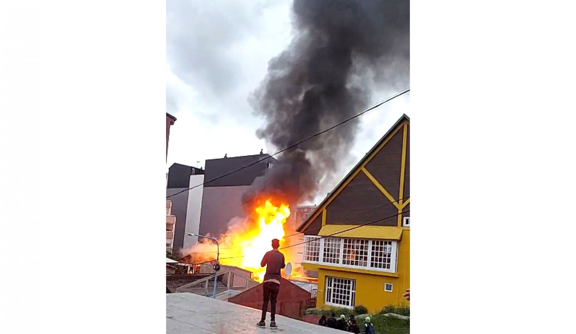 Incendio en el centro de Ushuaia